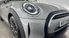 MINI Hatchback 1.5 Cooper Classic Premium 5dr Auto Petrol Hatchback